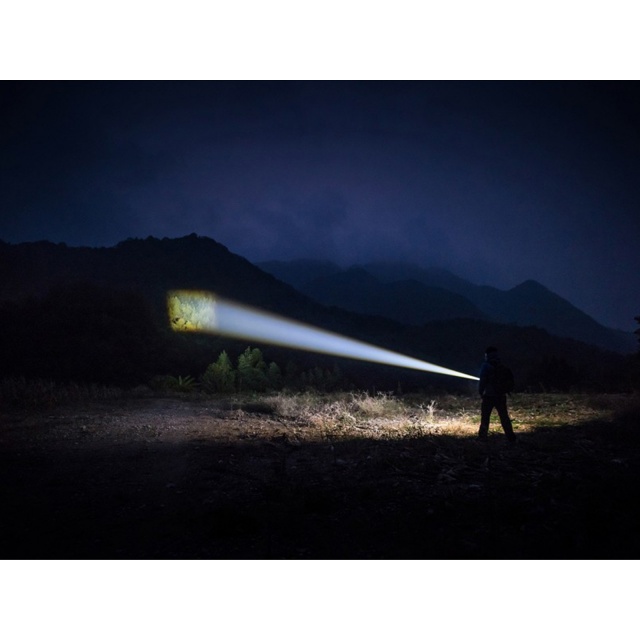 Olight Marauder 2 - Lanterna 14000 lumeni Olight - 9