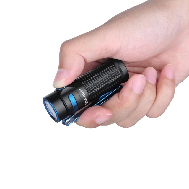 Olight Baton 3 - Lanterna reincarcabila